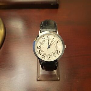 Brand new Women's Black Roman Dial fashion watch